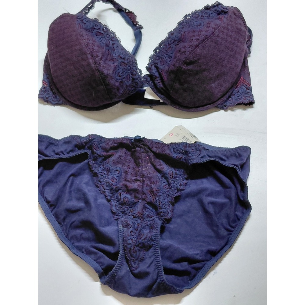 Vintage Victoria's Secret Purple Lace Lingerie Set 36C Bra NWT Panties Size Lg